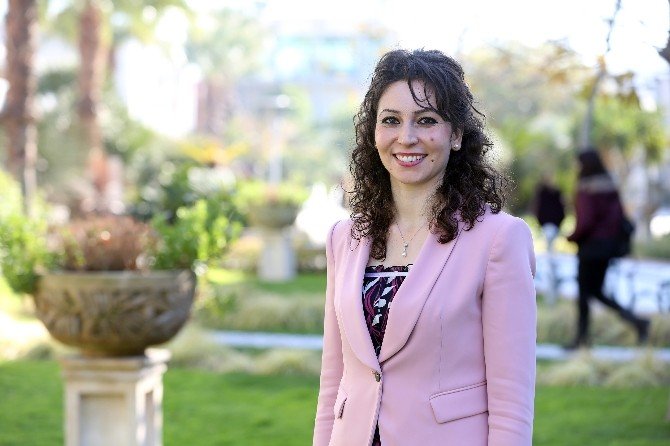 Aşırı Miktarda Et Ve Tatlı Tüketimine Dikkat