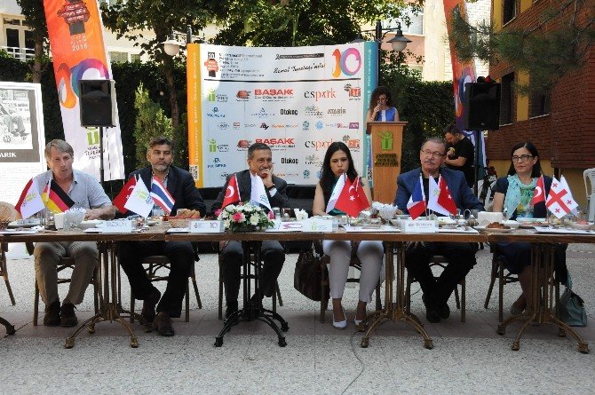 Toprak Sanata Buluşacak