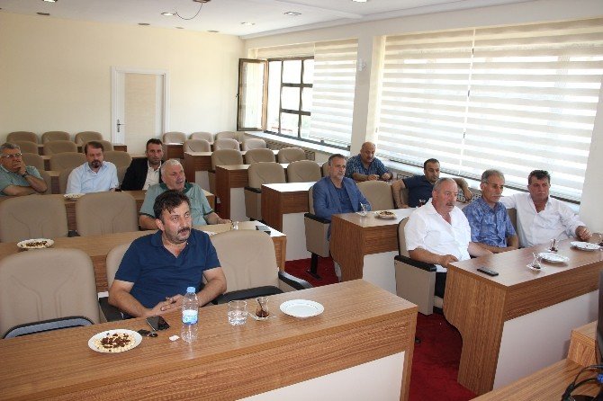 Maçka Belediyesi Şehitlerini Unutmadı