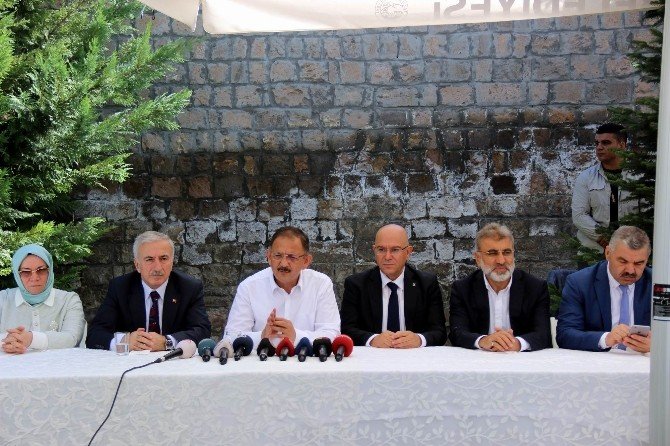Çevre Ve Şehircilik Bakanı Özhaseki’den Üçüz Kardeş Benzetmesi: