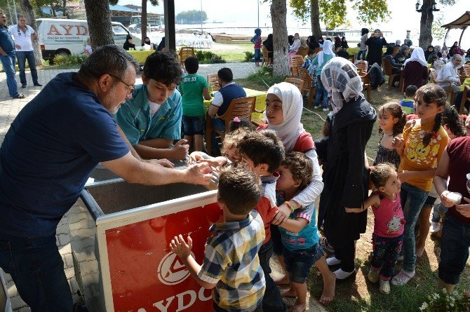 Türkçe Öğrenen Suriyeli Mülteciler Piknikte Buluştu