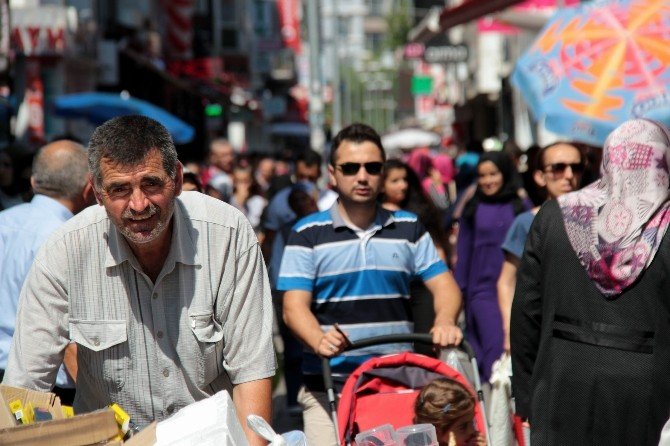 Çarşı-pazarda Bayram Bereketi