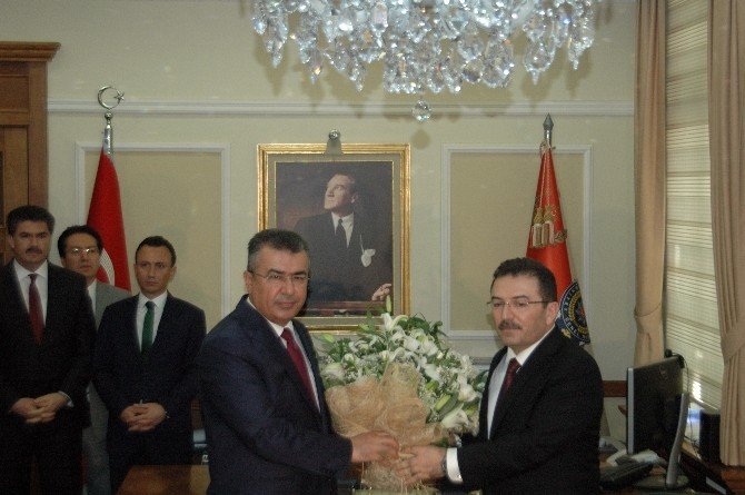 Emniyet Genel Müdürlüğü’nde Devir Teslim Töreni