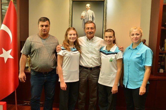 Sporcular Tepebaşı’nı Peru’da Temsil Edecek