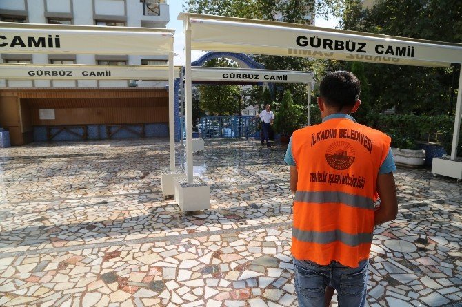 İlkadım’da Camiler Bayrama Hazırlandı