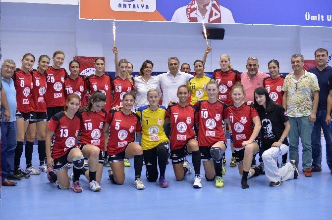 Muratpaşa Belediyespor, Ehf Cup’ta Tur Atladı