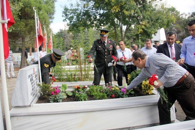 Bafra’da Şehitler Dualarla Anıldı