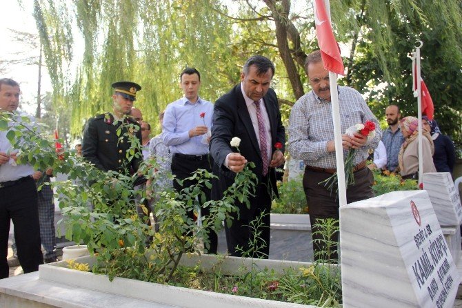 Bafra’da Şehitler Dualarla Anıldı