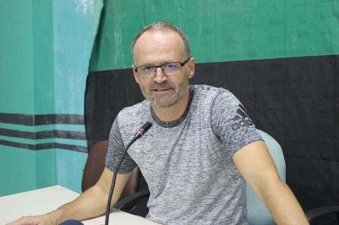 İrfan Buz Küfürlere İsyan Etti