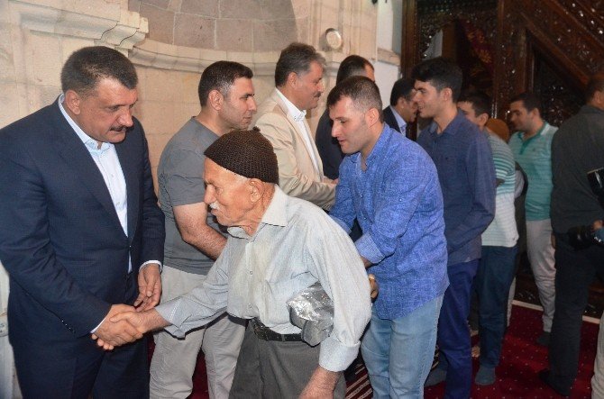 Bakan Tüfenkci: “Teröre Karşı Asla Türkiye’nin Başını Öne Eğdirmeyeceğiz”