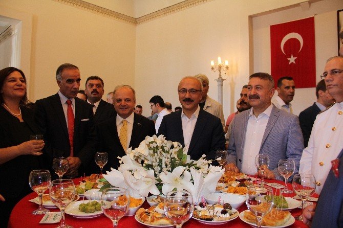 Bakan Elvan: “3-5 Çapulcuya Pabuç Bırakacak Değiliz”