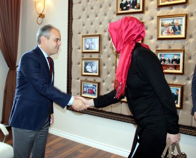 Büyükşehir’de Devlet-millet Bayramlaştı