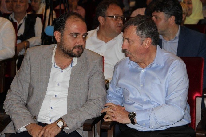 Ak Parti Mkyk Üyesi Murat Baybatur: