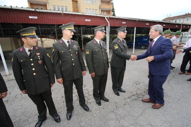Akyazı Protokolü Bayramlaşma Programında Bir Araya Geldi