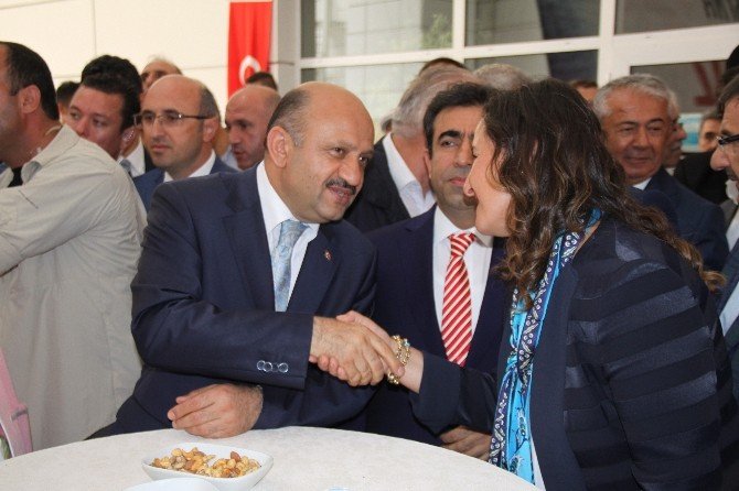 Milli Savunma Bakanı Işık: “Fetö’den Kurtulan Ordumuz Başarıyla İlerliyor”