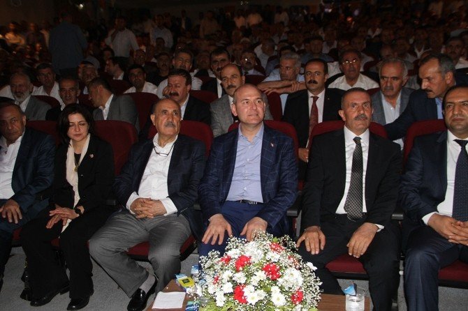 Bakan Soylu Van’da Partililerle Bayramlaştı
