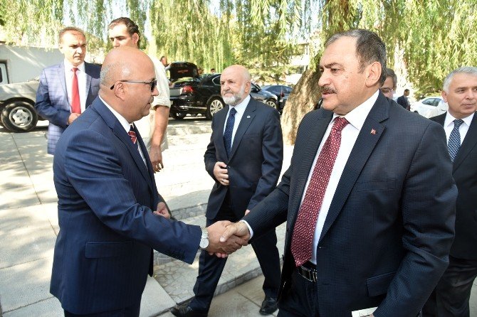 Bakan Eroğlu’ndan Suriye’de İlan Edilen “Ateşkes” İle İlgili Önemli Açıklamalar