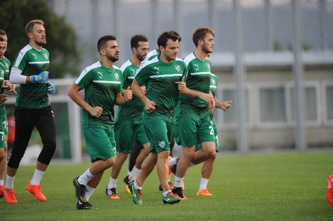 Bursaspor’da Yüzler Gülüyor