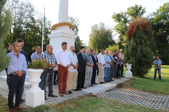 Macaristan’daki Gurbetçilerden Şehitler İçin Dua