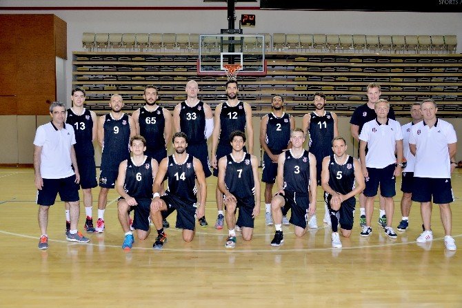 Basketbolun Devleri Gloria Spor Arena’da Buluşuyor