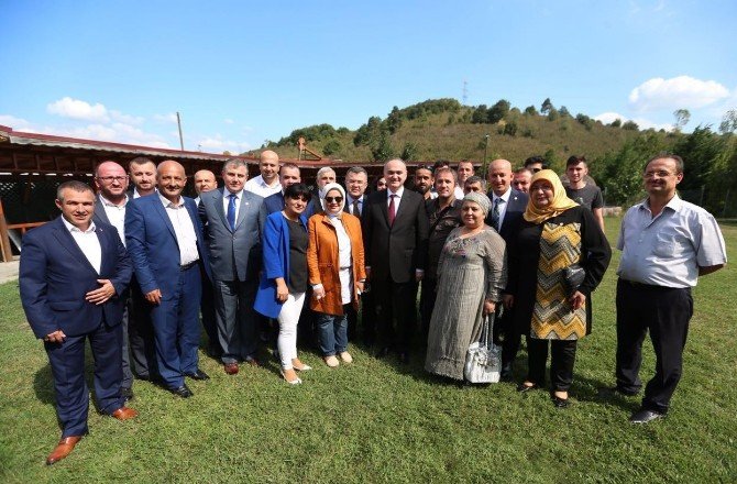 Bakan Özlü: “Ne Kadar Hain Varsa Ülkemizi Boğmaya Çalışıyorlar”