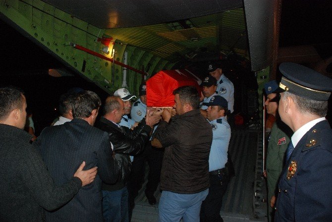 Suriye’de Şehit Olan Uzman Çavuş Gedik’in Cenazesi Tokat’a Getirildi