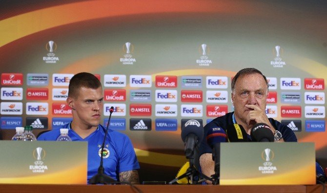 Dirk Advocaat: "Kaliteyi Sahaya Yansıtmak Mecburiyetindeyiz"