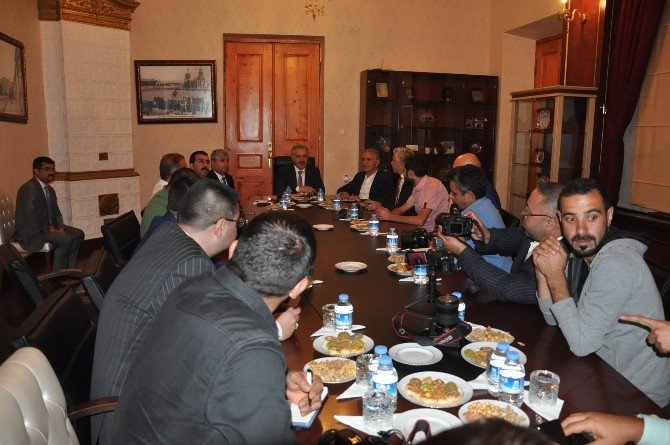 Ulaştırma, Denizcilik Ve Haberleşme Bakanı Arslan Kağızman’da