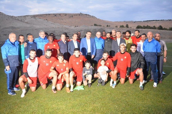 Bakan Tüfenkci’den Yeni Malatyaspor’a Ziyaret