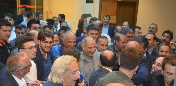Erzurum’da Efkan Ala’ya Coşkulu Karşılama