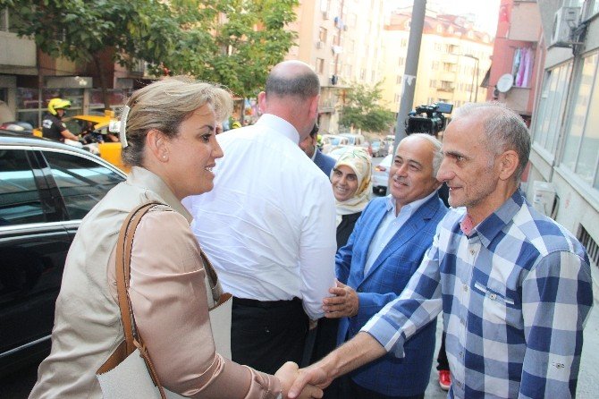 Bakan Soylu Şehit Evini Ziyaret Etti
