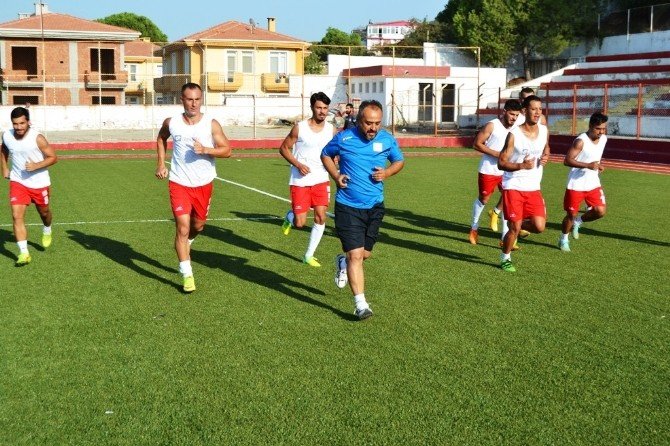 Ayvalıkgücü Beldiyespor’da Hedef Lig Sonunda Şampiyonluk