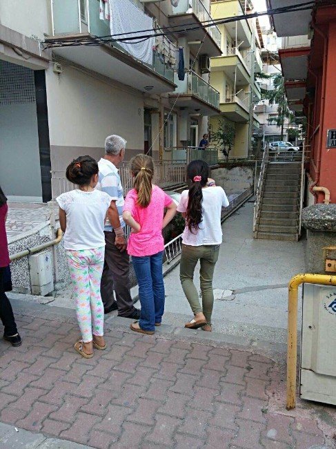 Yüksekten Düşen Çocuk Hastaneye Kaldırıldı