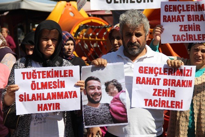 Acılı Aile, Adalet İçin Oğullarının Öldürüldüğü Parkta Eylem Yaptı