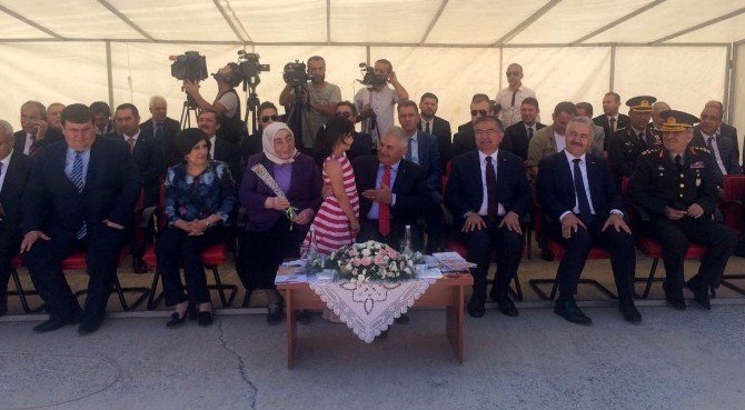 Başbakan Yıldırım, Erzincan’da Gaziler Günü Programına Katıldı