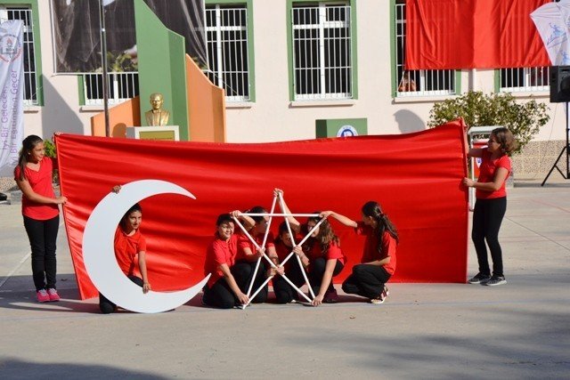 Biga’da 13 Bin Öğrenci Ders Başı Yaptı