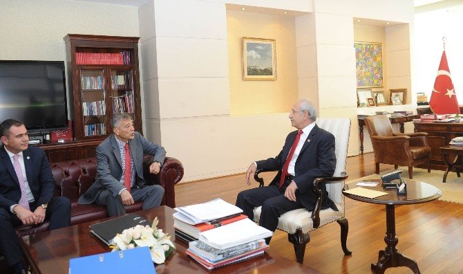 Kılıçdaroğlu, Türk Eczacıları Birliği Yönetimini Kabul Etti