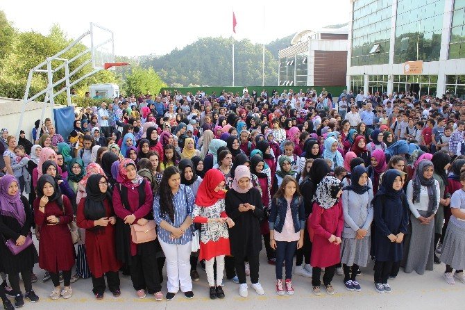 Fetö’den Devlete Geçen Okulda İlk Ders Zili Çaldı