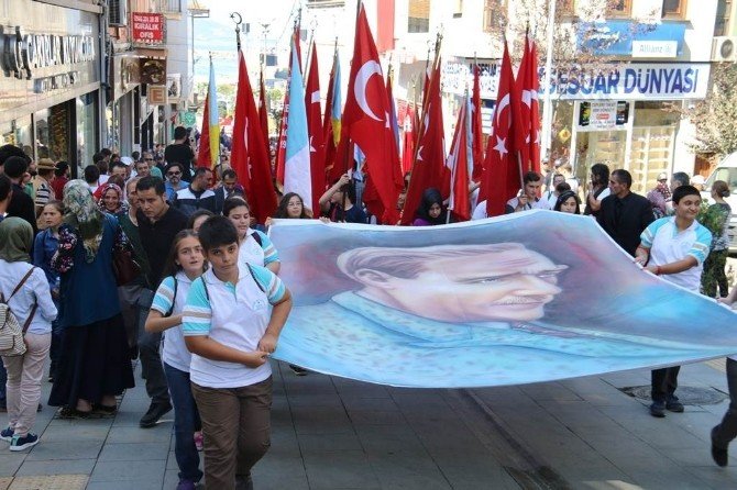 Giresun’da Gaziler Günü Ve Atatürk’ün Giresun’a Gelişinin Yıldönümü Etkinlikleri