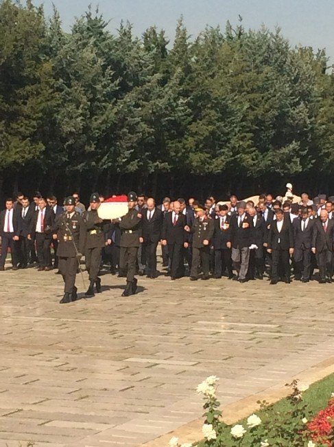 İçişleri Bakanı Soylu, 19 Eylül Gaziler Günü’nde Anıtkabir’i Ziyaret Etti