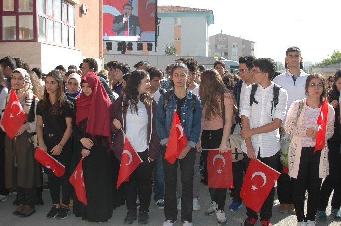 Şehit Ömer Halis Demir Anadolu Lisesi’nde Eğitim Öğretim Yılının İlk Ders Zili Çaldı