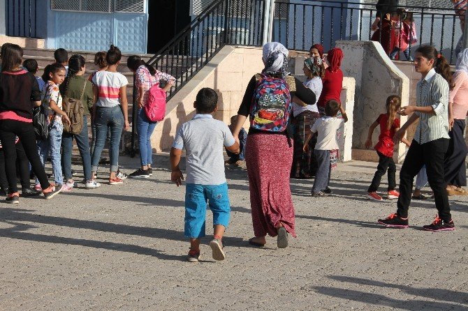 Silopi’de İlk Ders Zili Çaldı