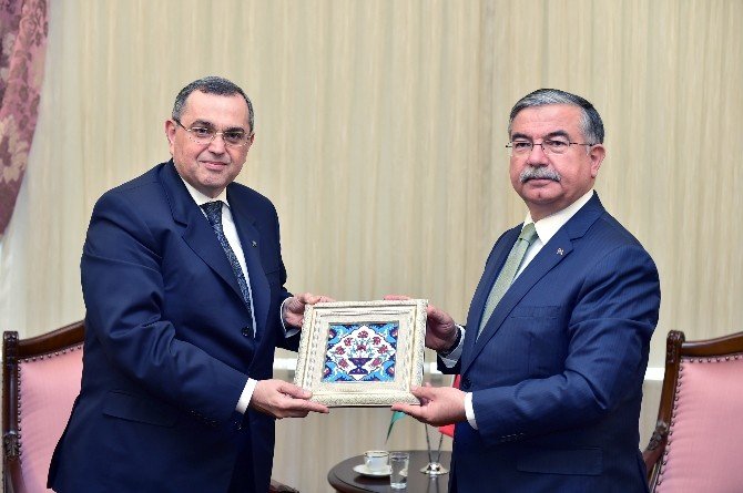 Bakan Yılmaz, Azerbaycan’ın Ankara Büyükelçisi Baghirov’u Kabul Etti