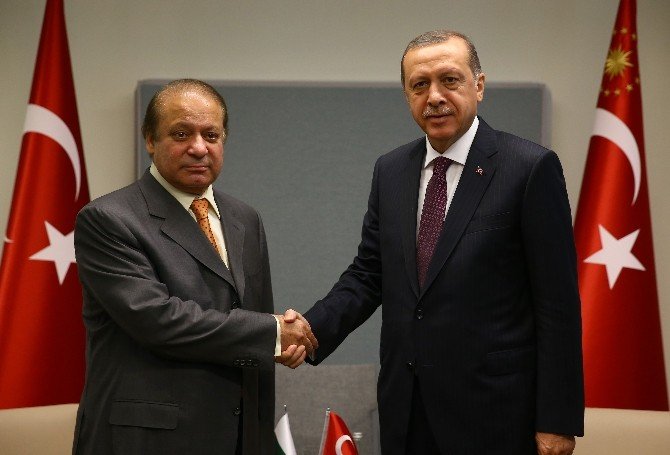 Cumhurbaşkanı Erdoğan, Pakistan Başbakanı Şerif İle Görüştü