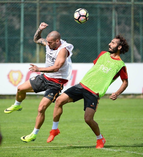 Galatasaray’da Derbi Hazırlıkları Sürüyor
