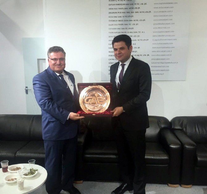 Gahib’in Halıda İngiltere Hedefi 500 Milyon Dolar