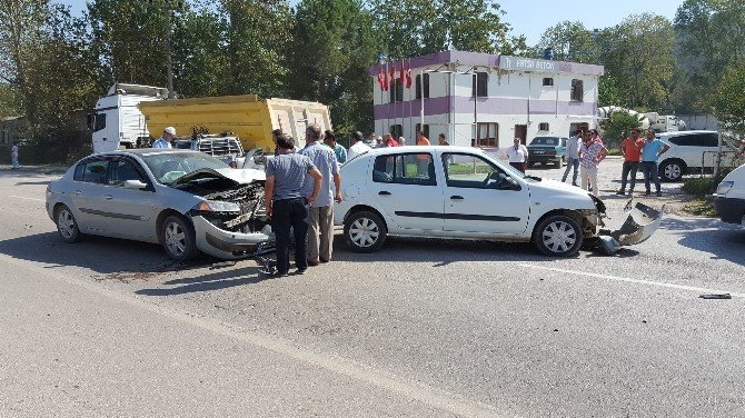 Fatsa’da Zincirlime Trafik Kazası: 1 Yaralı