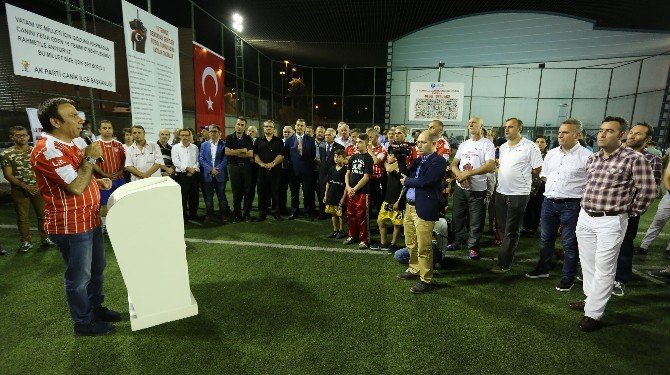 15 Temmuz Demokrasi Şehitleri Anısına Futbol Turnuvası