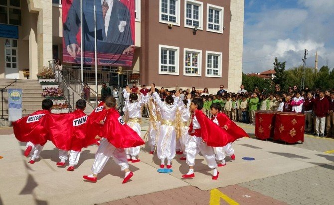 "30 Kuş" Şiiri Duygusal Anlar Yaşattı