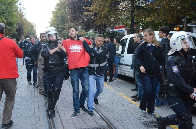 Eskişehir’de İzinsiz Protesto Gösterisi: 20 Gözaltı